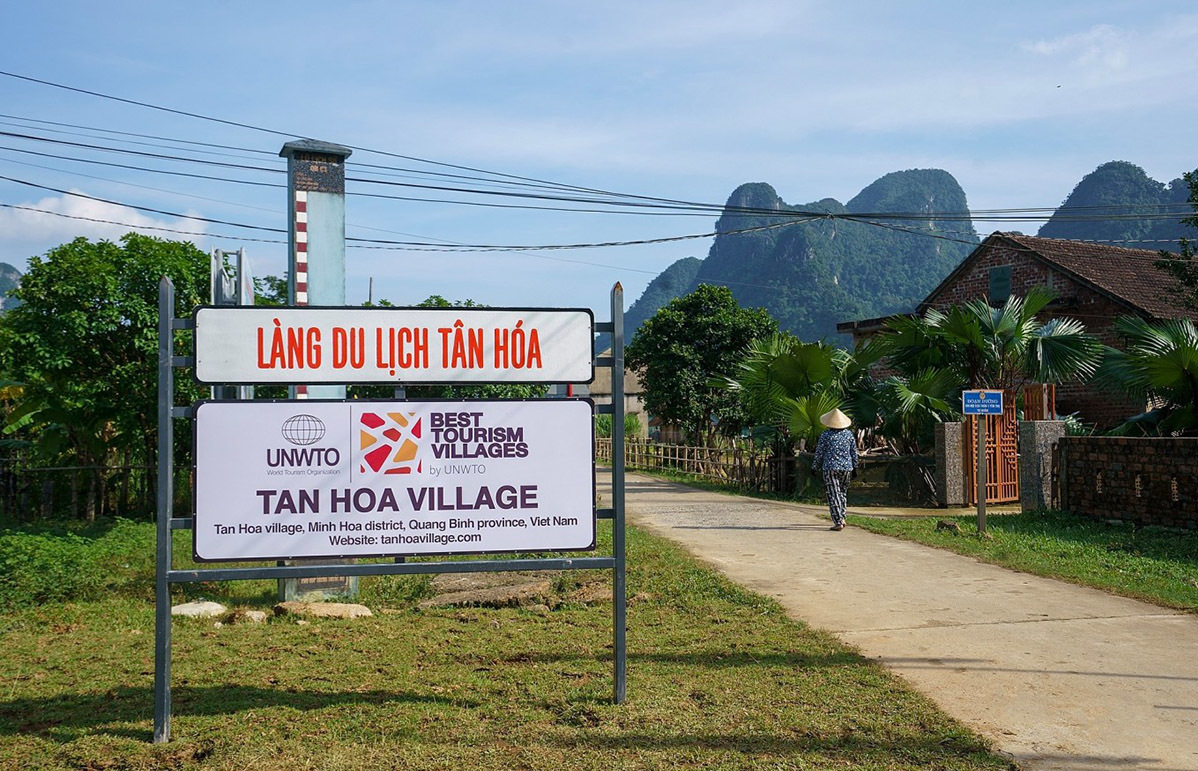 Tân Hóa se distingue  par la richesse de son patrimoine culturel et de ses ressources naturelles