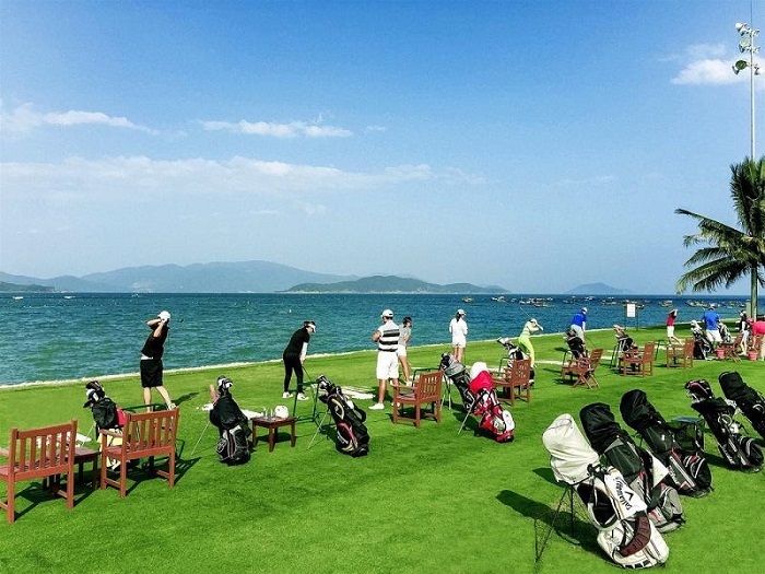 terrain golf Nha Trang diamond bay mer, séjour golf Nha Trang, parcours golf Nha Trang