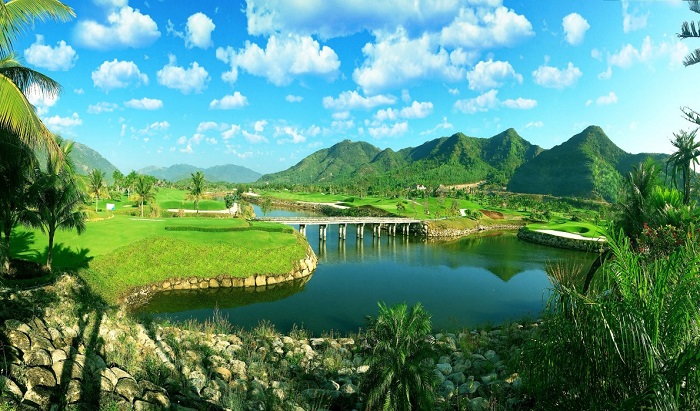 terrain golf Vietnam diamond bay