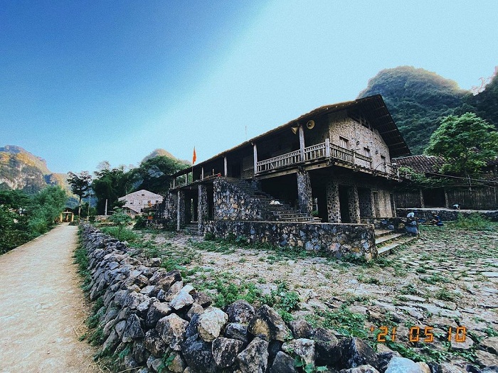village Khuoi Ky, maison sur pilotis pierre, cao bang vietnam