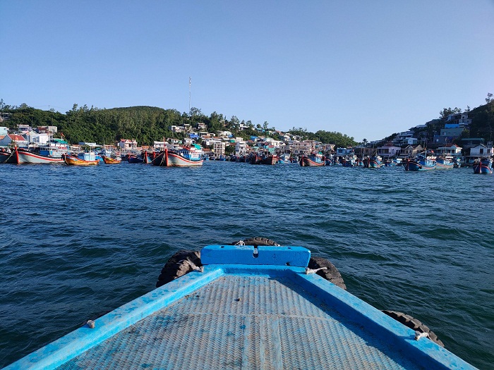 village pecheurs tri nguyen bateau