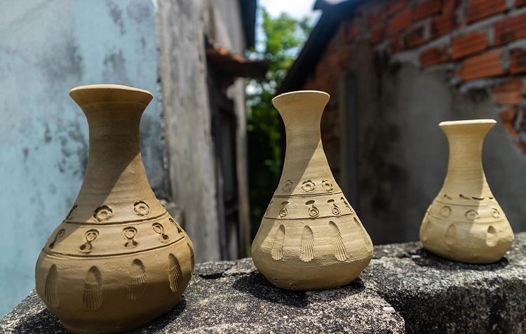 village-poterie-thanh-ha-hoi-an-vase