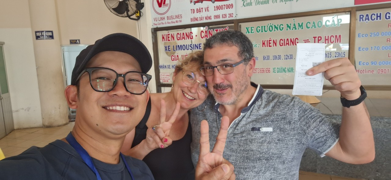 voyage au vietnam, guidé par un guide francophone