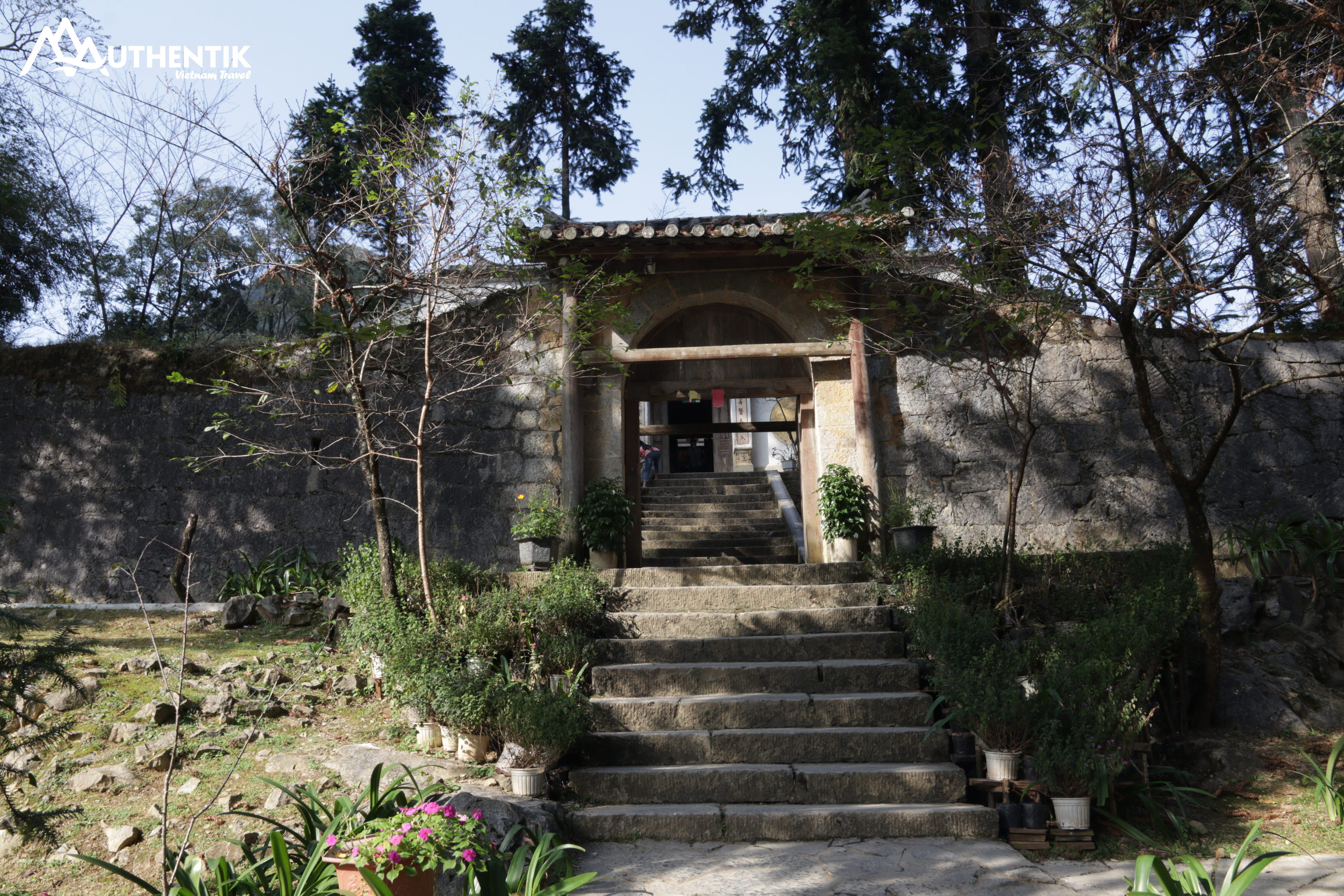 Le Palais du Roi des Mông est l’un des vestiges les plus remarquables du Nord Vietnam