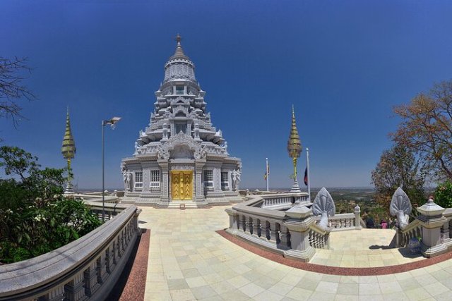 Phnom Penh – Kampong Leng - Battambang