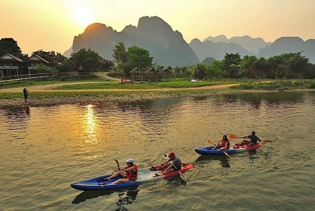 Vang Vieng - Kayak sur la rivière Nam Song - Vientiane