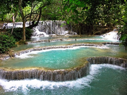 Luang Prabang – Grottes de Pak Ou, Chutes de Khuang Si 